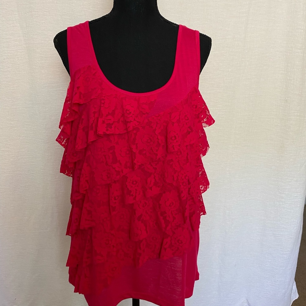 NWT Magenta/raspberry color top.